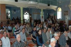 Cemaati şaşkına &ccedil;eviren yanlışlık