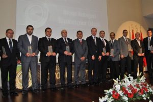 Tarım sekt&ouml;r&uuml;nde ihracatın yıldızları &ouml;d&uuml;llendirildi