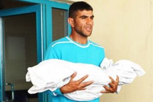 Semanur'u amcası kucağında taşıdı