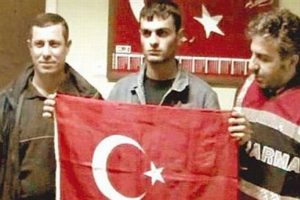 G&uuml;l'den o m&uuml;d&uuml;r&uuml;n atamasına engel