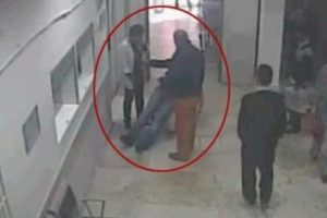 Bu kez de kadın doktora dayak