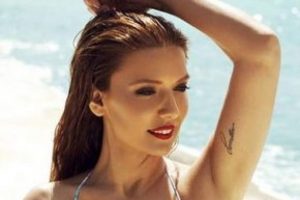 Demet Akalın'a Fenerbah&ccedil;e taraftarından tepki!