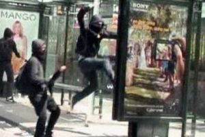 Polis telsizinde dikkat &ccedil;eken 1 Mayıs diyaloğu