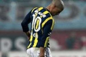 Fenerbah&ccedil;e'de Alex şoku