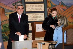 Sarkisyan'ın partisi birinci