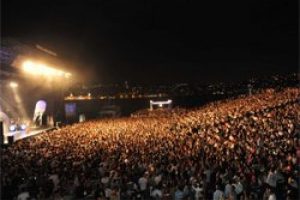 Arena'da yıldızlar ge&ccedil;idi başlıyor