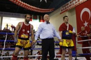 Bursalı sporcu Avrupa &uuml;&ccedil;&uuml;nc&uuml;s&uuml; oldu