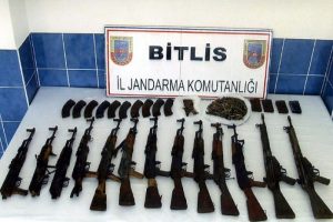 Bitlis'te &ccedil;atışma