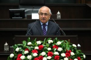 Yeni anayasa yazımı başladı