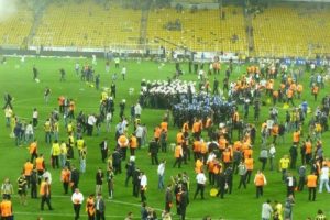 Saracoğlu'nda kupa krizi