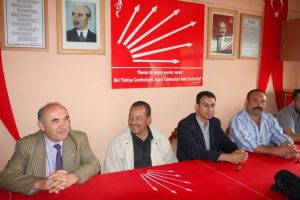 Romanlar CHP Yenişehir Teşkilatını ziyaret etti