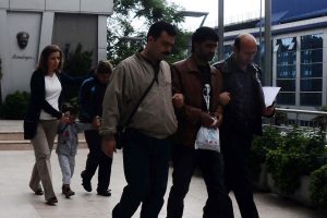 3 yaşında adliye yollarına d&uuml;şt&uuml;