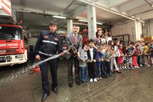İtfaiye'den miniklere '110' dersi