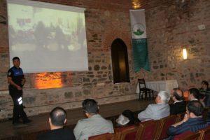 Polisler engellilere su&ccedil;lardan korunma yollarını anlattı