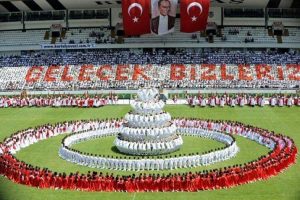 19 Mayıs'ta ana dil s&uuml;rprizi