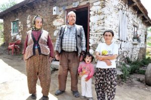 Turan &Ccedil;olak'ın ailesi Antalya'da
