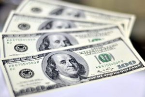 Dolar son d&ouml;rt ayın zirvesinde