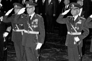 Evren'in parolası: Ahmetler trenle geliyor