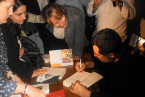 Ahmet &Uuml;mit Bursalı okurlarıyla buluştu