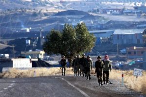 Hatay'da &ccedil;atışma: 3 subay şehit