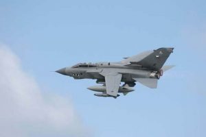 Yemen'de pilotsuz u&ccedil;akla saldırı