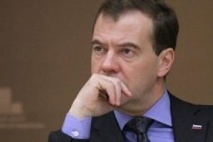 Medvedev: N&uuml;kleer savaş &ccedil;ıkar