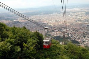 Teleferikte korku dolu dakikalar