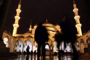 &Uuml;&ccedil; aylar başlıyor