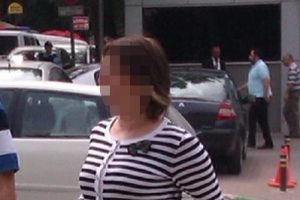 Temizlik&ccedil;i ilanı vererek fuhuş yaptırdı