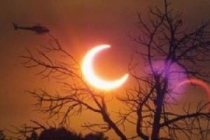 G&uuml;neş tutulması g&ouml;renleri b&uuml;y&uuml;ledi