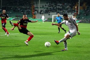 Bursaspor'da gollere 15 farklı futbolcu imza attı