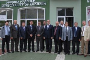 Altepe'den Rodop m&uuml;sl&uuml;manlarına moral