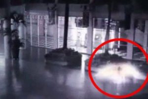 Endonezya'daki melek g&ouml;renleri şok etti