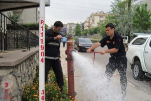 B&uuml;y&uuml;kşehir itfaiyesi yangınlara hazır