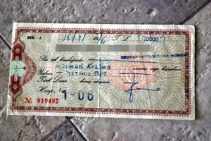 Babasından kalan &ccedil;eke &ccedil;ok sevindi ama...
