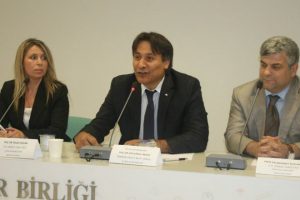 "Okul s&uuml;t&uuml; projesi doğru, fakat alınan tedbirler eksik"