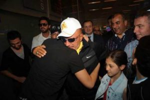 Mustafa Topaloğlu'na davullu karşılama