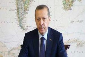 "Siyasi yaklaşım i&ccedil;inde olmamalılar"