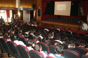 Meslek lisesi &ouml;ğrencileri protez &uuml;retecek