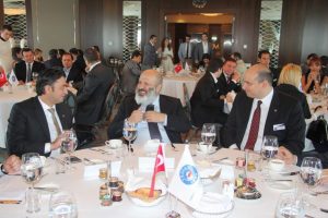 "Asya T&uuml;rkleri bekliyor"