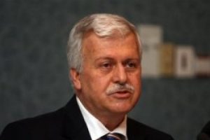 H&uuml;seyin G&uuml;lerce'den Aziz Yıldırım'a sert eleştiri