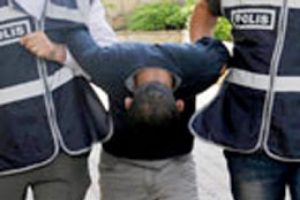 Dans&ccedil;ı hırsızın oyununa bak