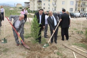 &Ccedil;evkor hatıra korusuna fidan dikildi