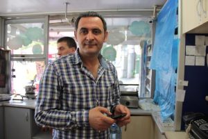 Sigara hırsızları g&uuml;venlik kamerasına takıldı