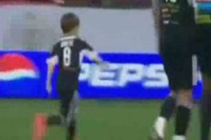 İşte d&uuml;nyanın en gen&ccedil; golc&uuml;s&uuml;