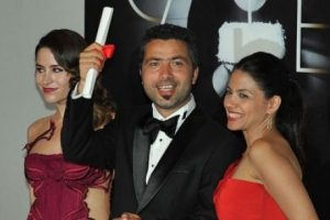 T&uuml;rk y&ouml;netmene Cannes'da &ouml;d&uuml;l