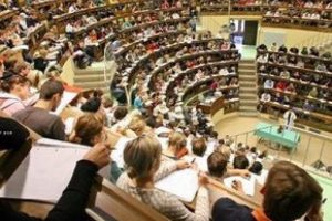 &Uuml;niversite &ouml;ğrencisine askerlik şoku!