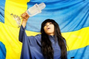 Loreen, Aynur Aydın'ın vokalisti &ccedil;ıktı