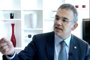 K&uuml;rtaj da sezaryen de cinayet değildir