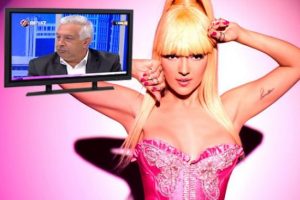 Şahin &Ouml;zer Demet Akalın'a patladı